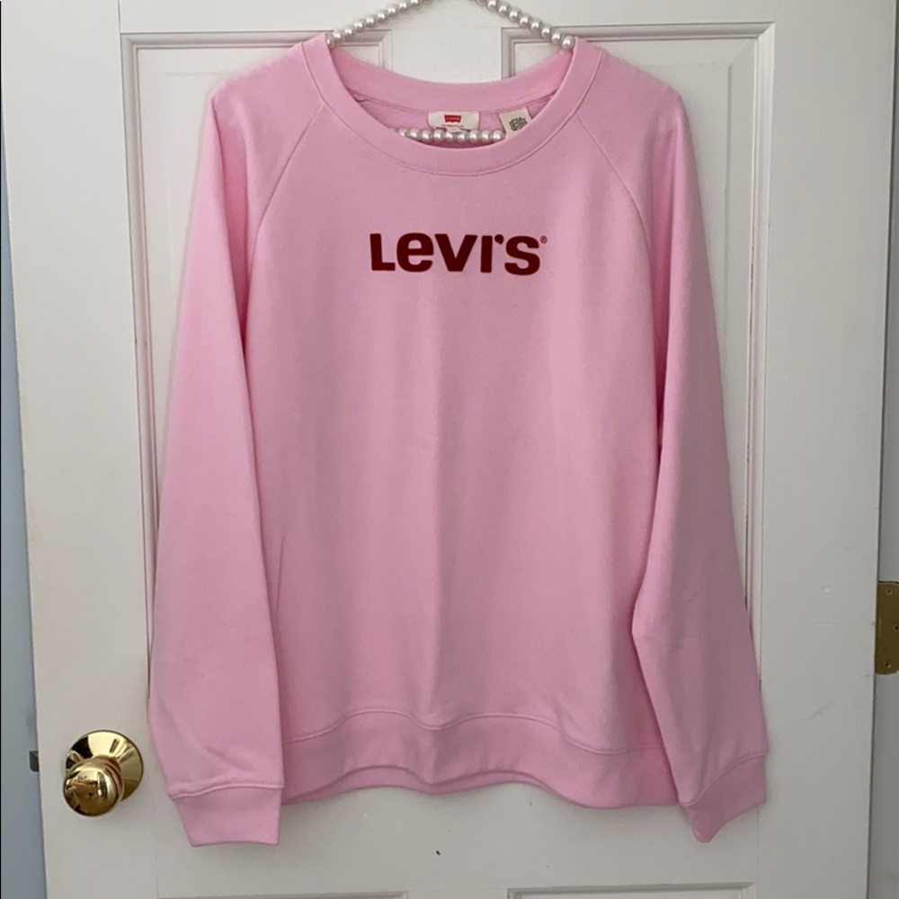 Pink Levi’s crewneck